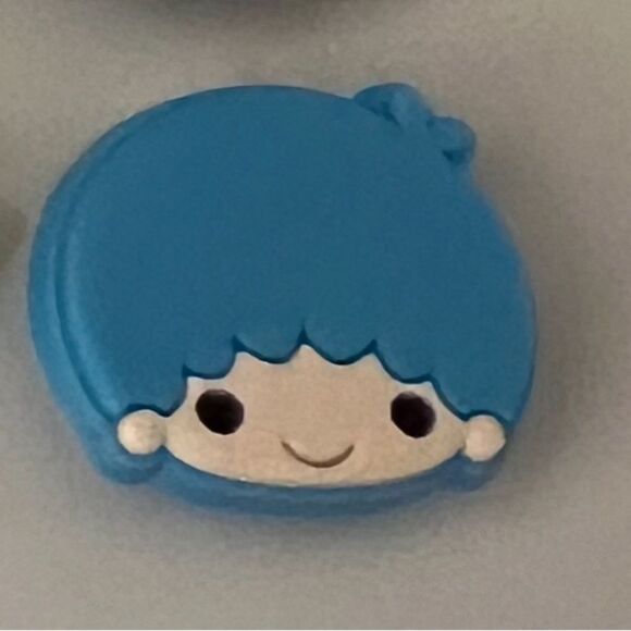 Hello Kitty & Friends Shoe Charms “faces” 8 Pack - Picture 9 of 9